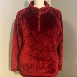 Cabelas plush teddy 1/4 zip fleece in red/burgundy color.